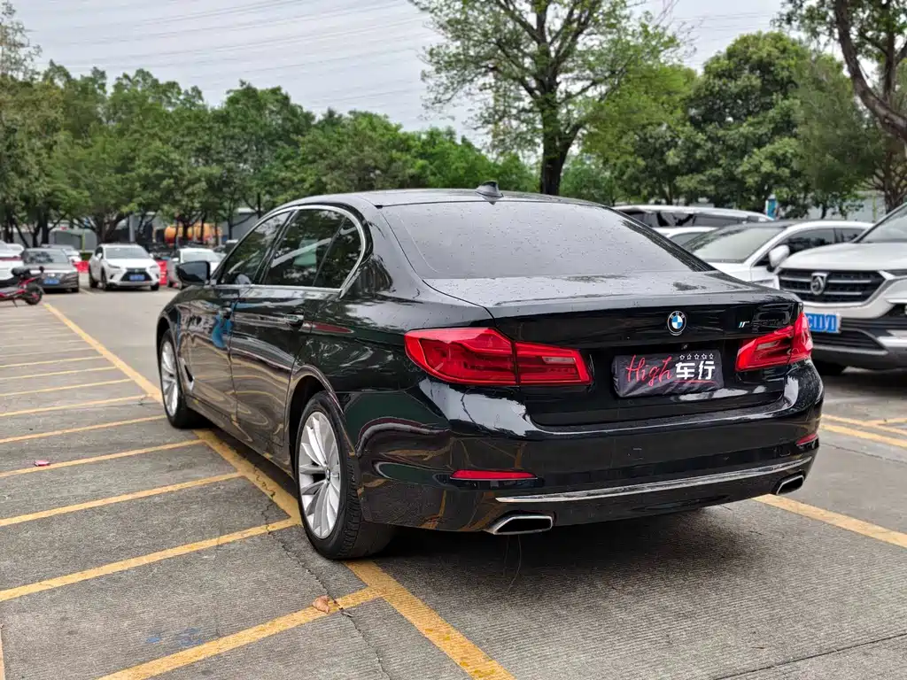 BMW 5 Series 2018 Facelift 530Li Leading Luxury Package купить на сайте DeffCars