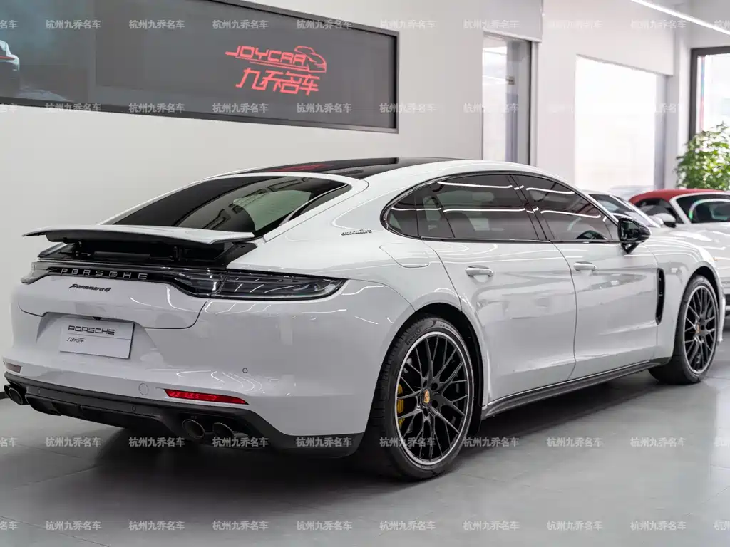 Panamera 2023 Panamera 4 Executive Extended Platinum Edition 2.9T купить на сайте DeffCars