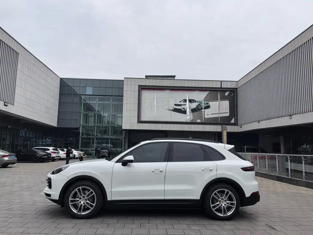 Cayenne 2018 Cayenne 3.0T купить на сайте DeffCars
