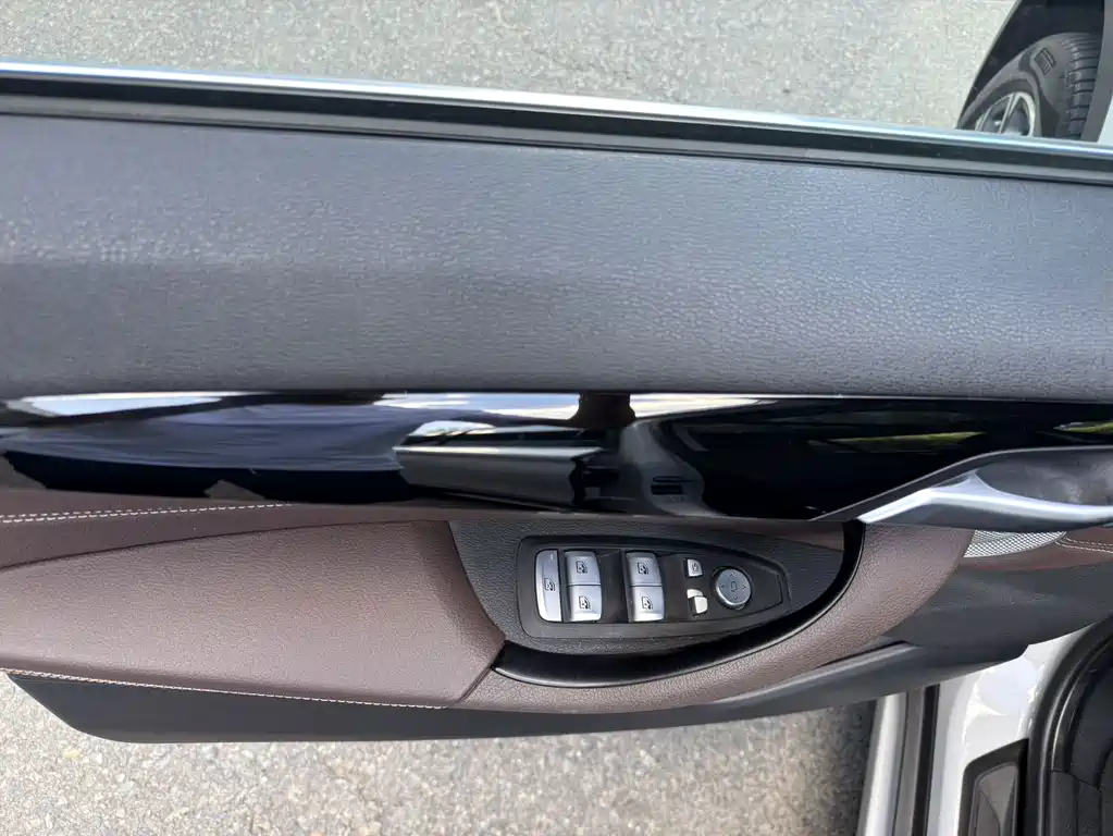 BMW X1 2022 sDrive20Li Fashion Model купить на сайте DeffCars