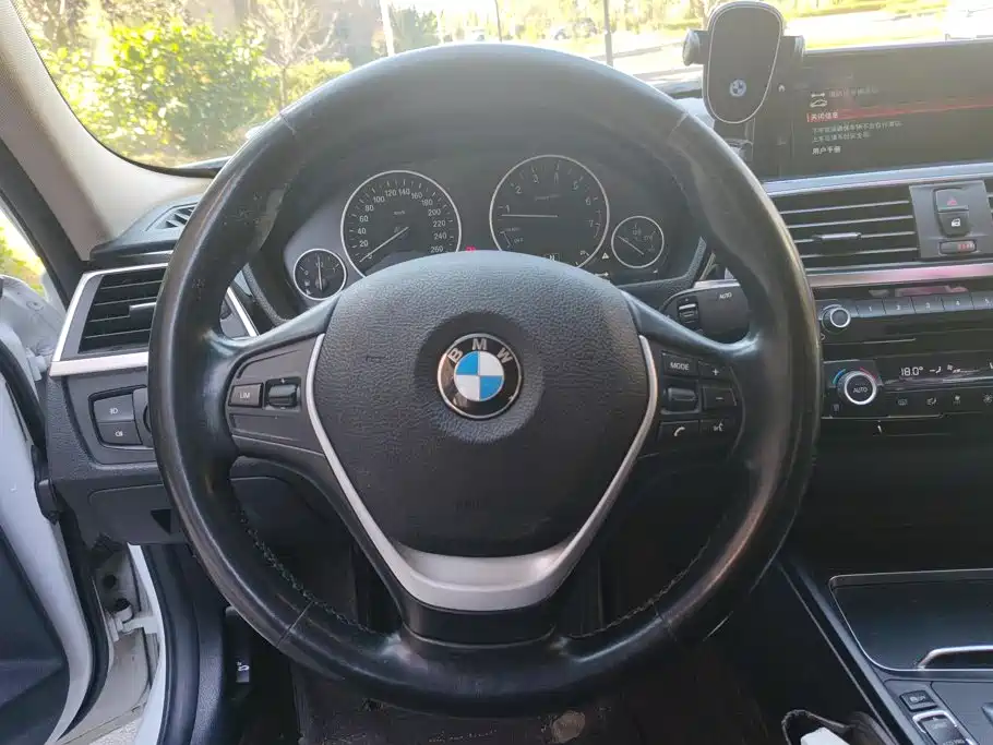BMW 3 Series 2018 320Li Fashion Model купить на сайте DeffCars