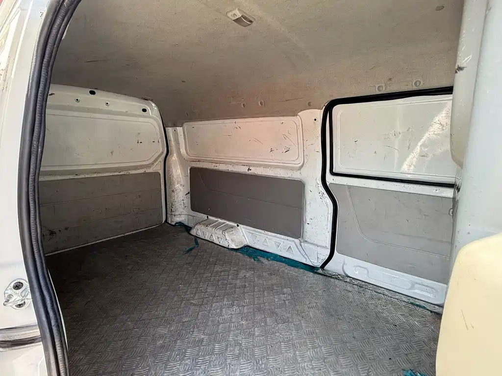 Long-range E5 2022 E5L pure electric van transporter Guoxuan 39.9kWh купить на сайте DeffCars