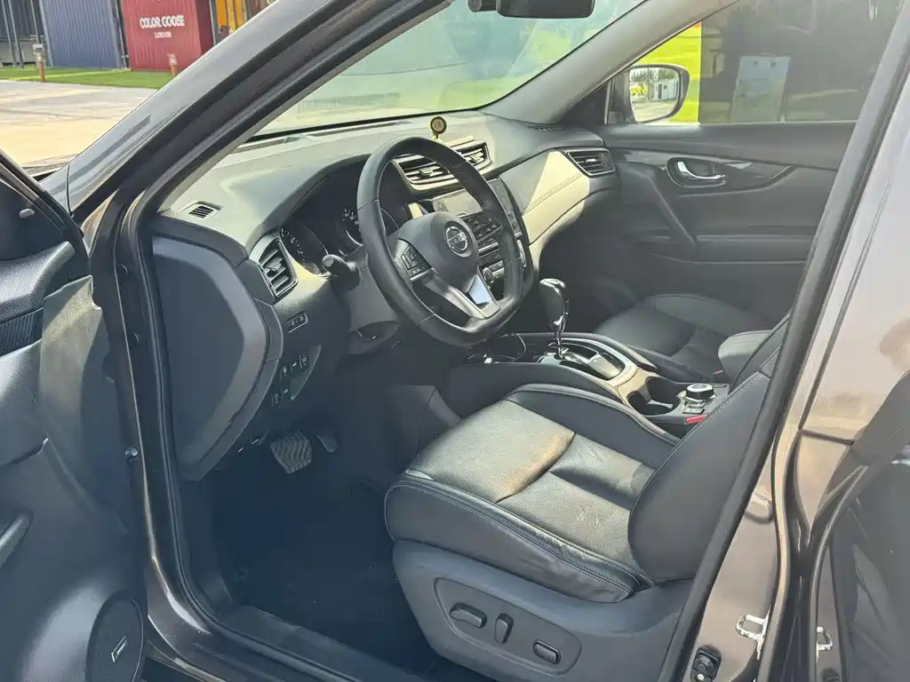 X-Trail 2019 2.5L CVT Intelligent Linked Deluxe Edition 4WD купить на сайте DeffCars