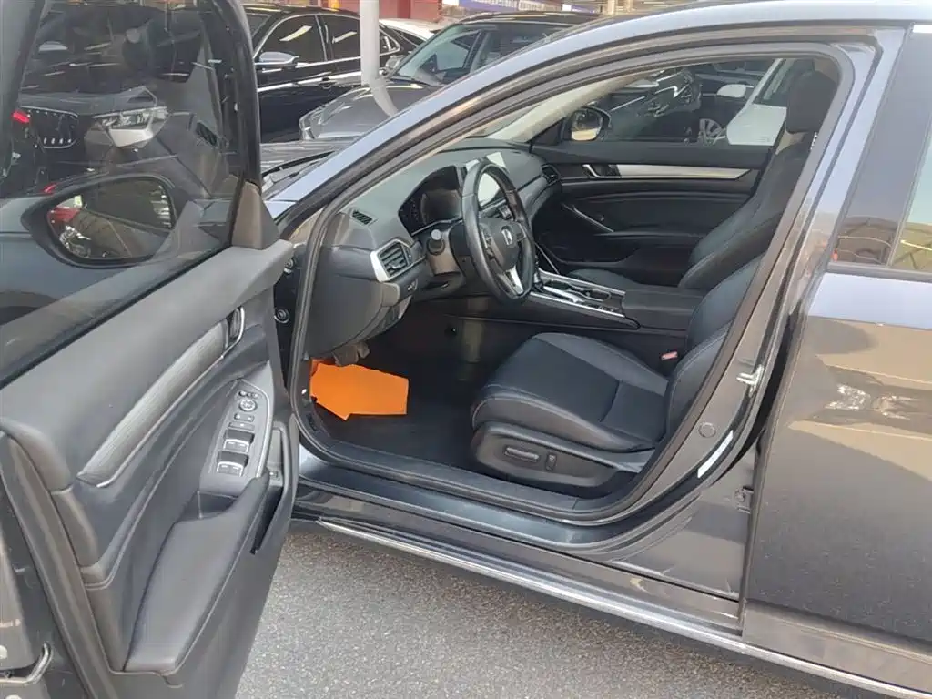 Accord 2022 260TURBO Deluxe Edition купить на сайте DeffCars