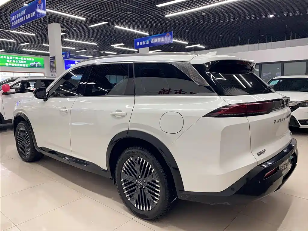 Tanlu 2024 380VC-TURBO four-wheel drive Zhizun Edition 6 seats купить на сайте DeffCars