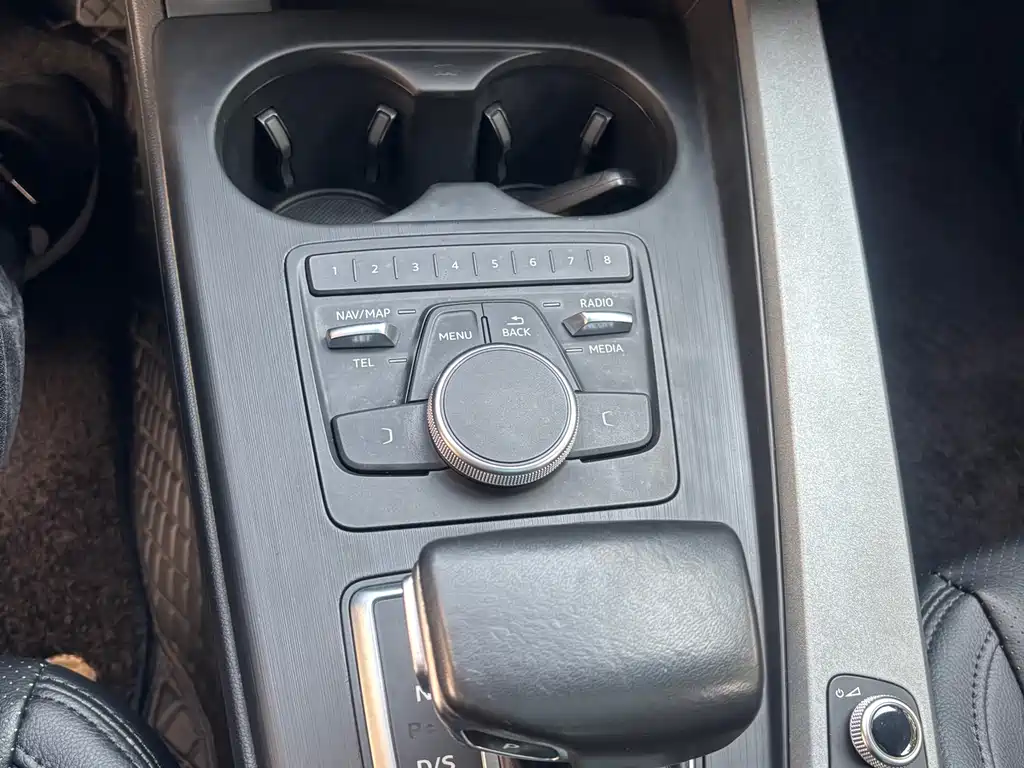 Audi A4L 2019 40 TFSI Enterprising National V купить на сайте DeffCars