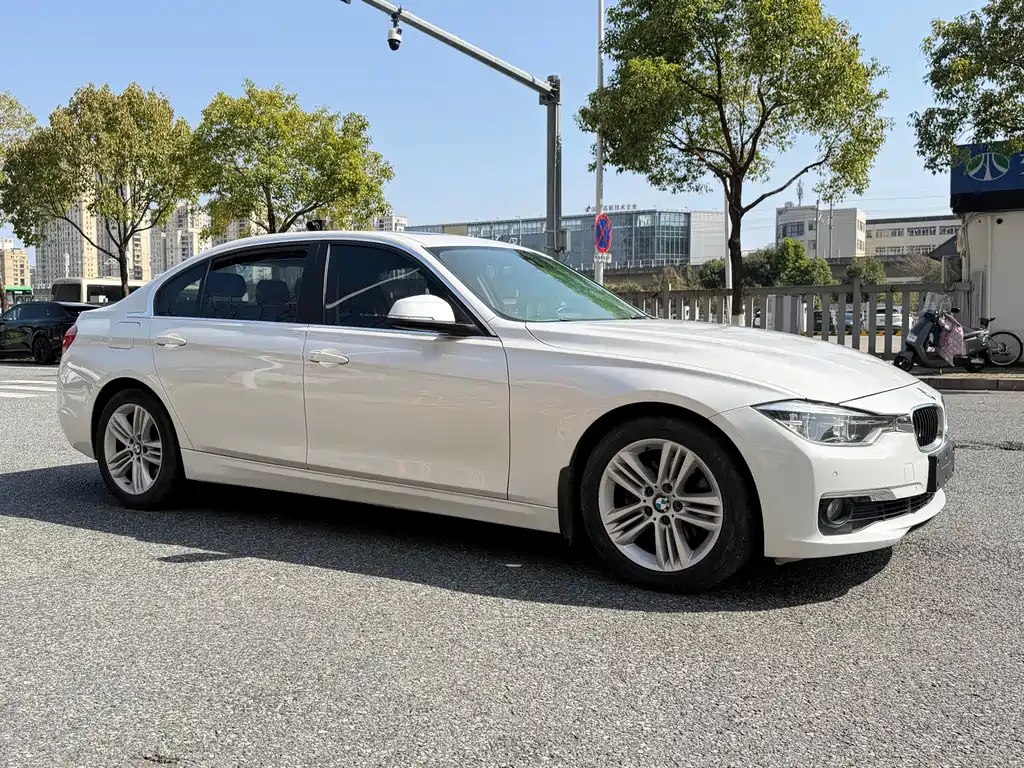 BMW 3 Series 2017 320Li Fashion Model купить на сайте DeffCars