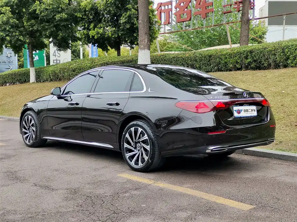 Mercedes-Benz E-Class 2024 E 300 L Luxury Model купить на сайте DeffCars