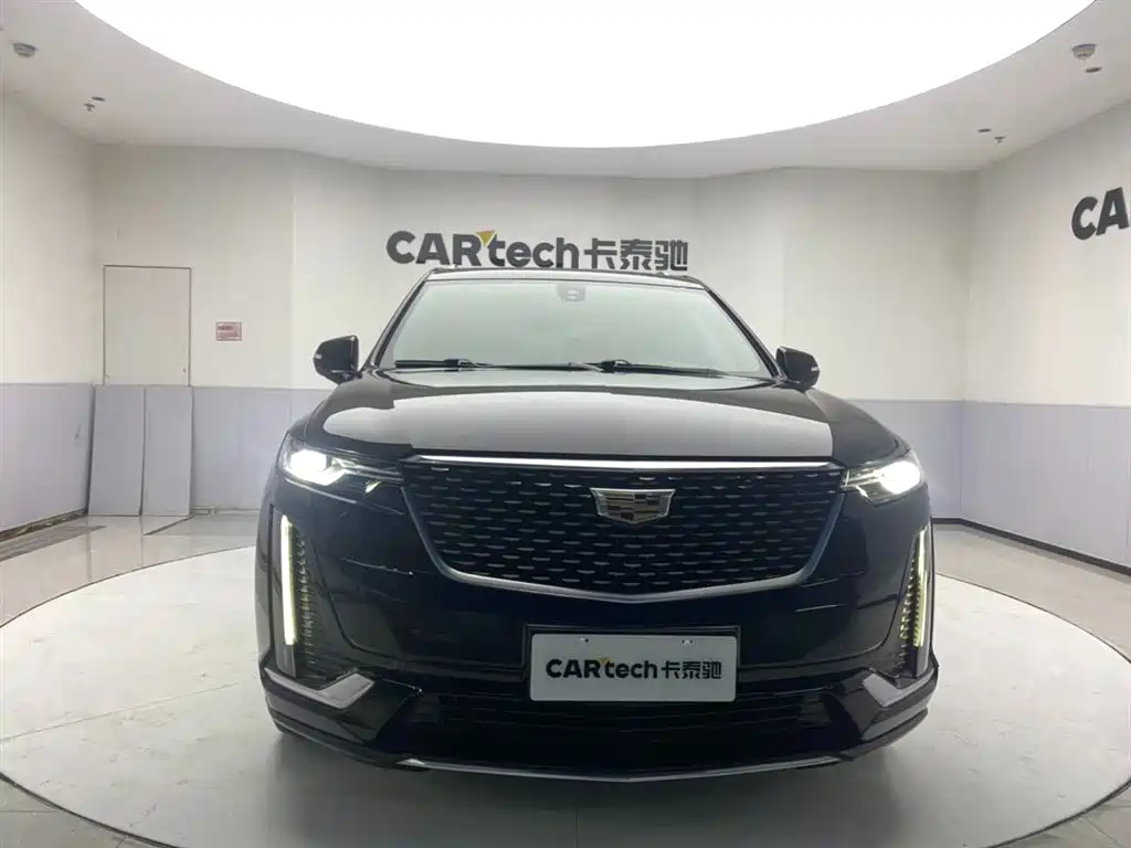 Cadillac XT6 2021 2.0T seven-seat two-wheel drive stylish model купить на сайте DeffCars