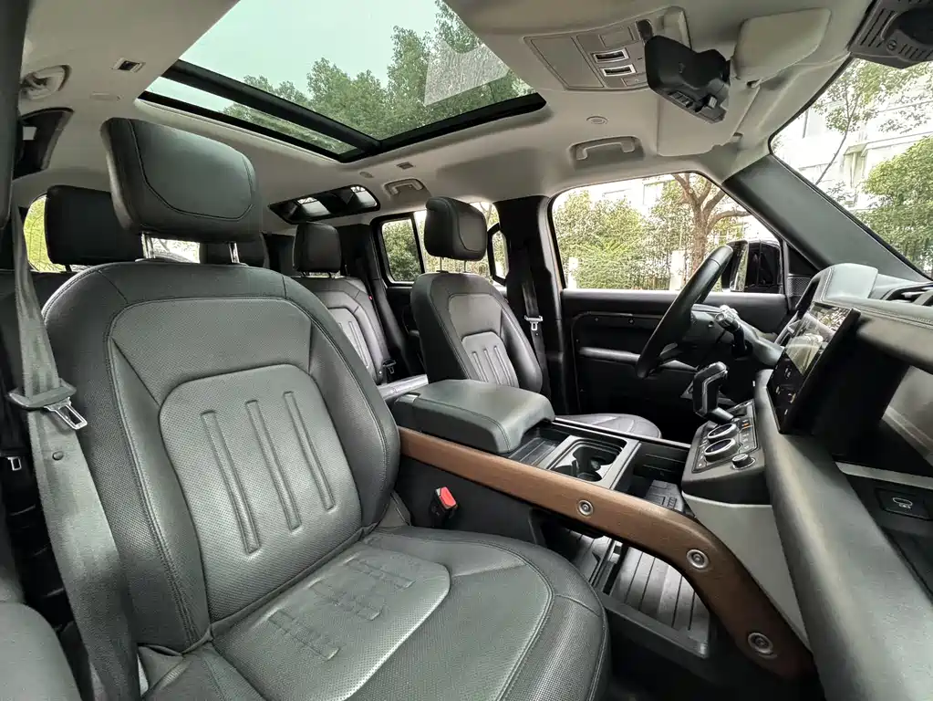 Land Rover Defender 2022 110 P400 X-DYNAMIC HSE купить на сайте DeffCars