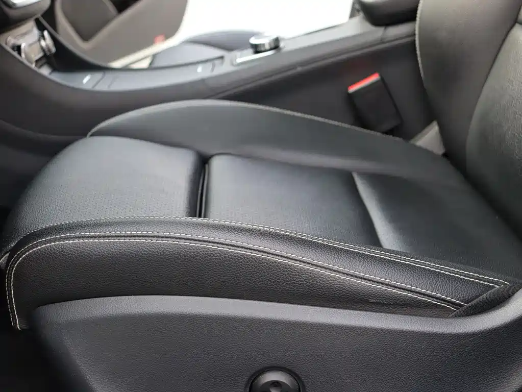 Mercedes-Benz GLA 2016 GLA 200 Dynamic купить на сайте DeffCars