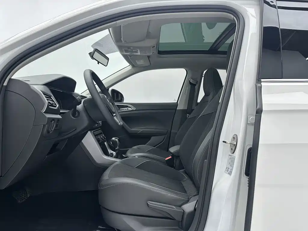 T-CROSS 2022 1.5L automatic comfort version купить на сайте DeffCars