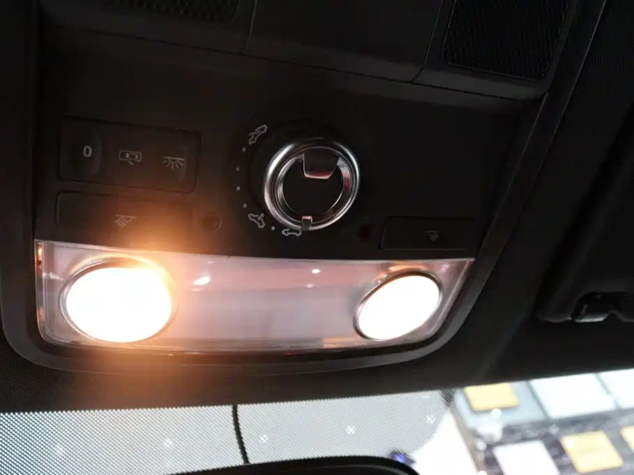 Beetle 2018 180TSI Ledong Orange Edition купить на сайте DeffCars