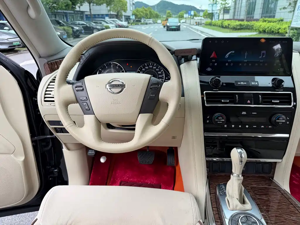 Patrol 2018 4.0L LinkedIn model купить на сайте DeffCars