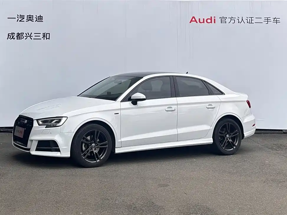 Audi A3 2019 Limousine 35 TFSI Fashion Type National VI купить на сайте DeffCars