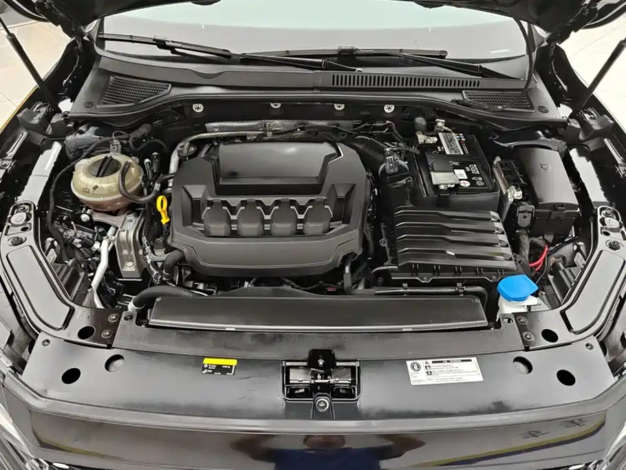 Passat 2023 facelift 330TSI Star Elite Edition купить на сайте DeffCars