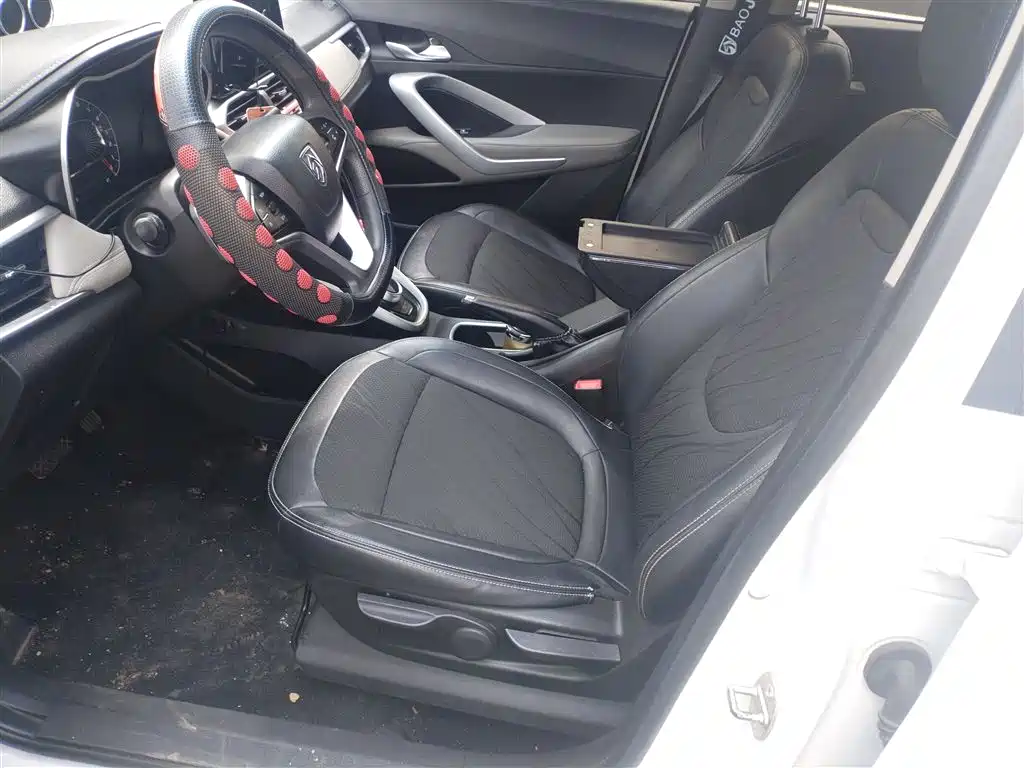 Baojun 510 2017 1.5L automatic fashion model купить на сайте DeffCars