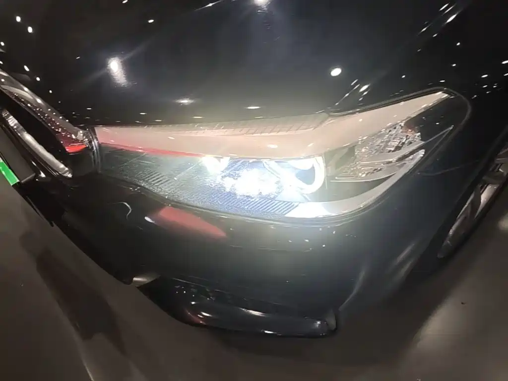BMW 5 Series 2020 525Li M Sports Package купить на сайте DeffCars