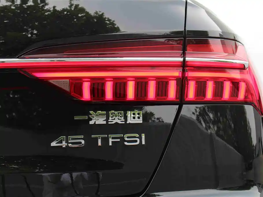 Audi A6L 2023 45 TFSI Premium Dynamic Model купить на сайте DeffCars