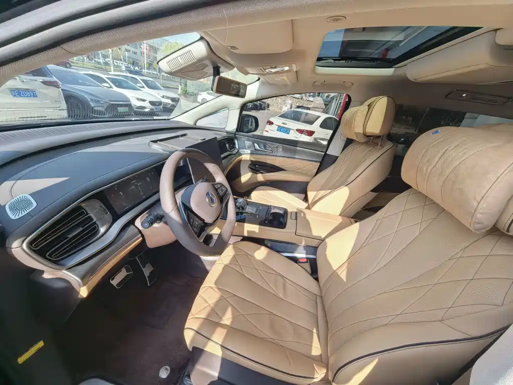 Denza D9 2024 DM-i 1050 Exclusive Type купить на сайте DeffCars
