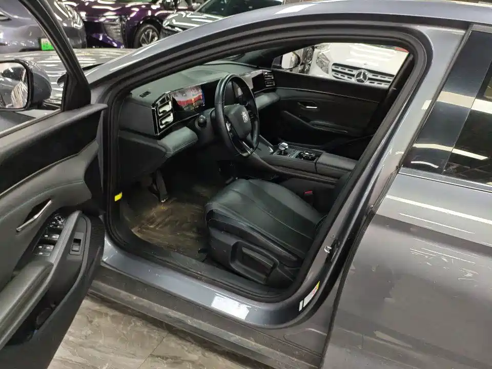 Qin L 2024 DM-i 80KM leading model купить на сайте DeffCars