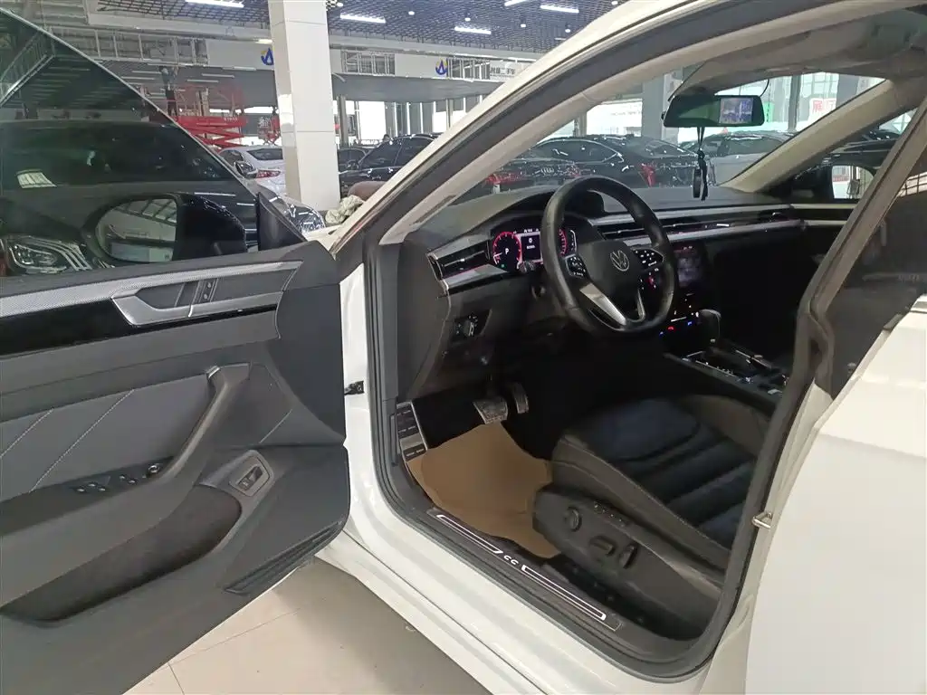 FAW-Volkswagen CC 2021 380TSI eye-catching version купить на сайте DeffCars