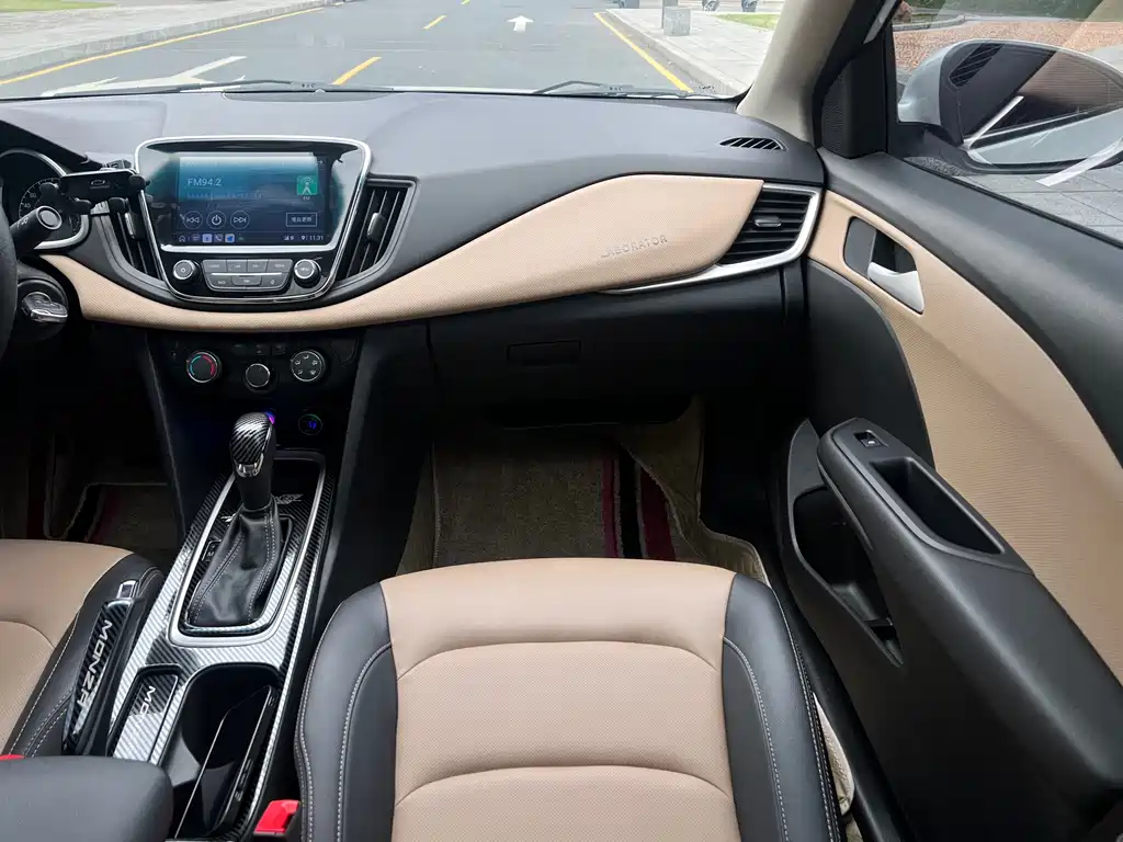 Cruze 2022 320 Automatic Sunroof Edition купить на сайте DeffCars