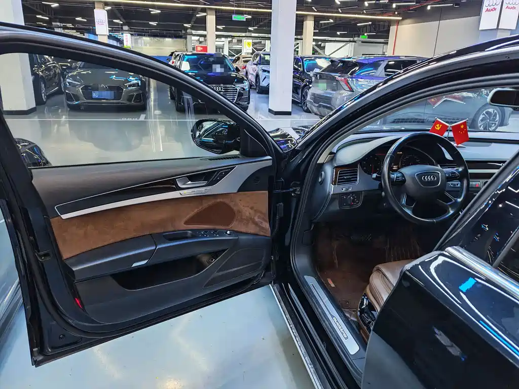 Audi A8 2017 A8L 45 TFSI quattro comfort model купить на сайте DeffCars