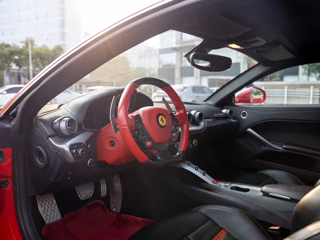 F12berlinetta 2013 6.3L standard type купить на сайте DeffCars