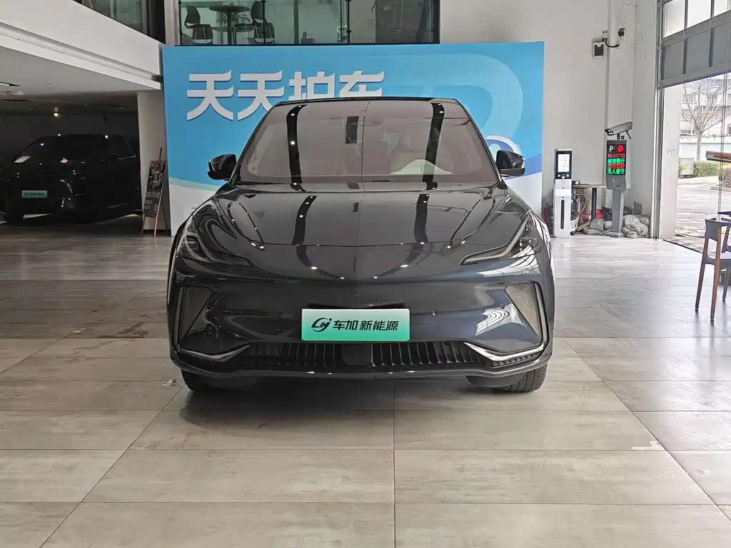 Zhiji LS7 2023 100kWh Lux rear-wheel drive version купить на сайте DeffCars