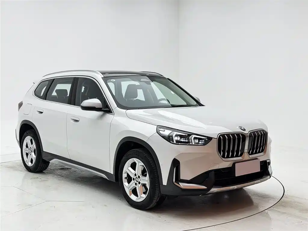 BMW X1 2023 sDrive20Li X Design Package купить на сайте DeffCars