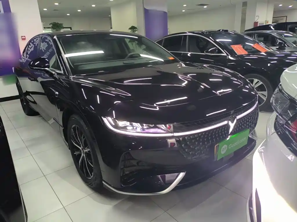 Lantu Chasing Light 2024 PHEV four-wheel drive super long range executive version купить на сайте DeffCars