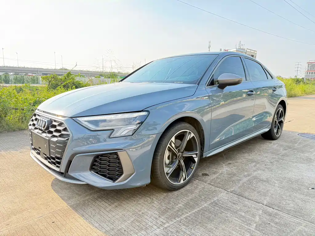 Audi A3 2022 A3L Limousine 35 TFSI RS Kit Burning Speed ​​Type купить на сайте DeffCars