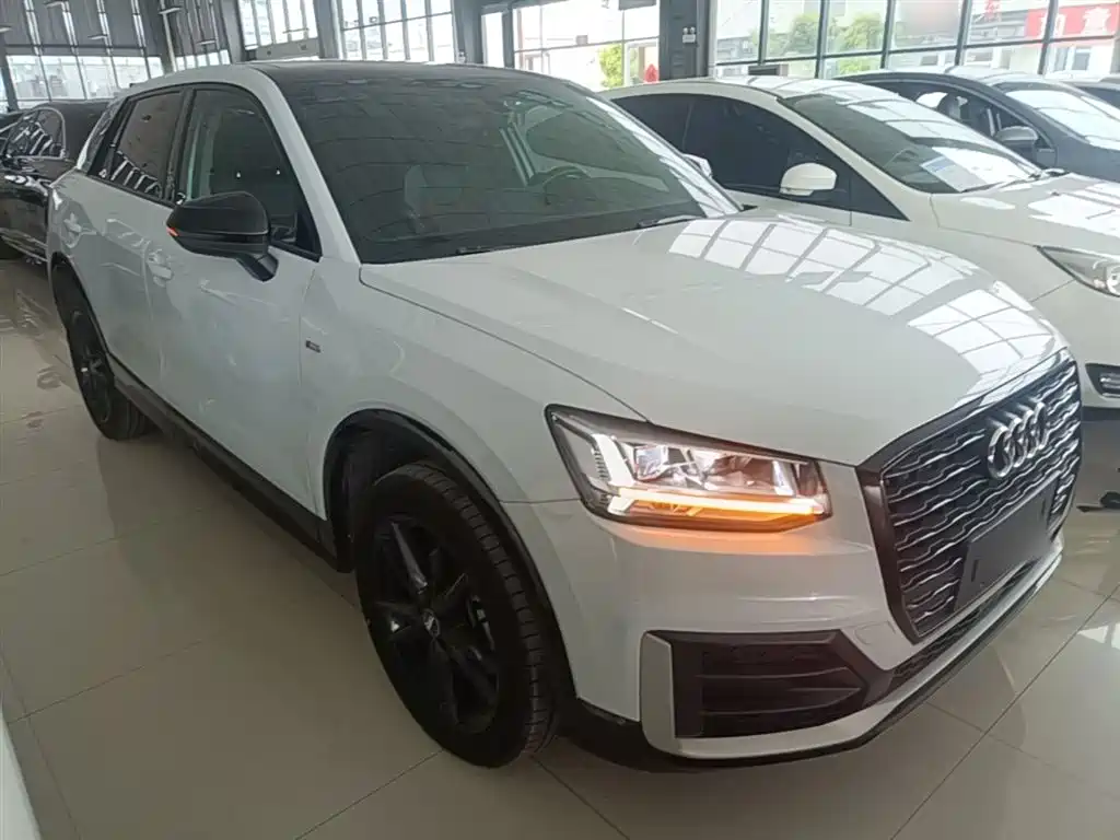 Audi Q2L 2018 35 TFSI Fashionable and Dynamic National VI купить на сайте DeffCars