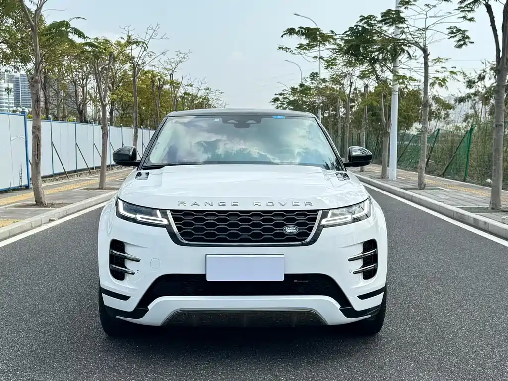 Range Rover Evoque 2023 Evoque L 249PS Deluxe Edition купить на сайте DeffCars