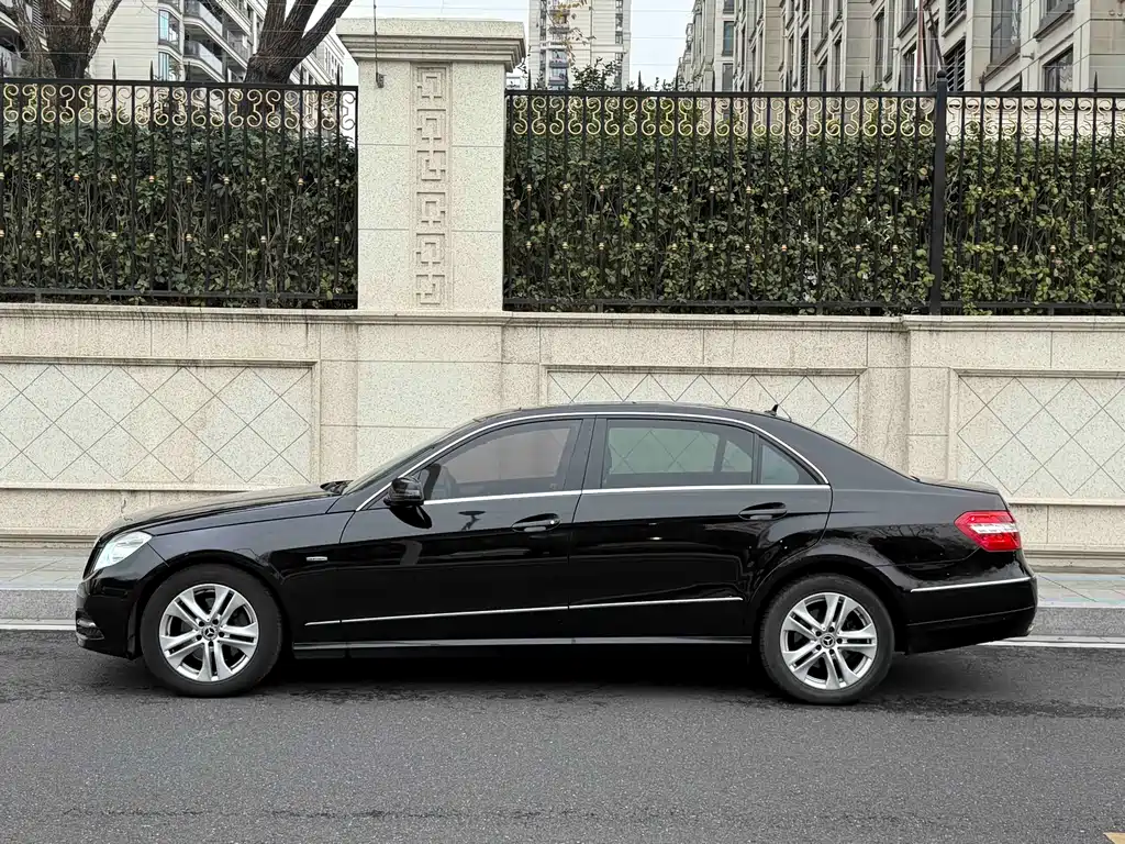 Mercedes-Benz E-Class 2012 E 260 L CGI Fashion Model купить на сайте DeffCars