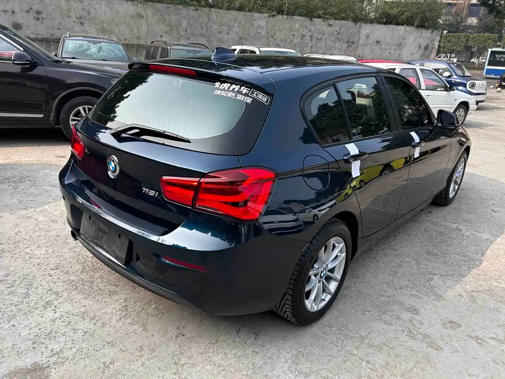BMW 1 Series imported 2018 118i leading model купить на сайте DeffCars