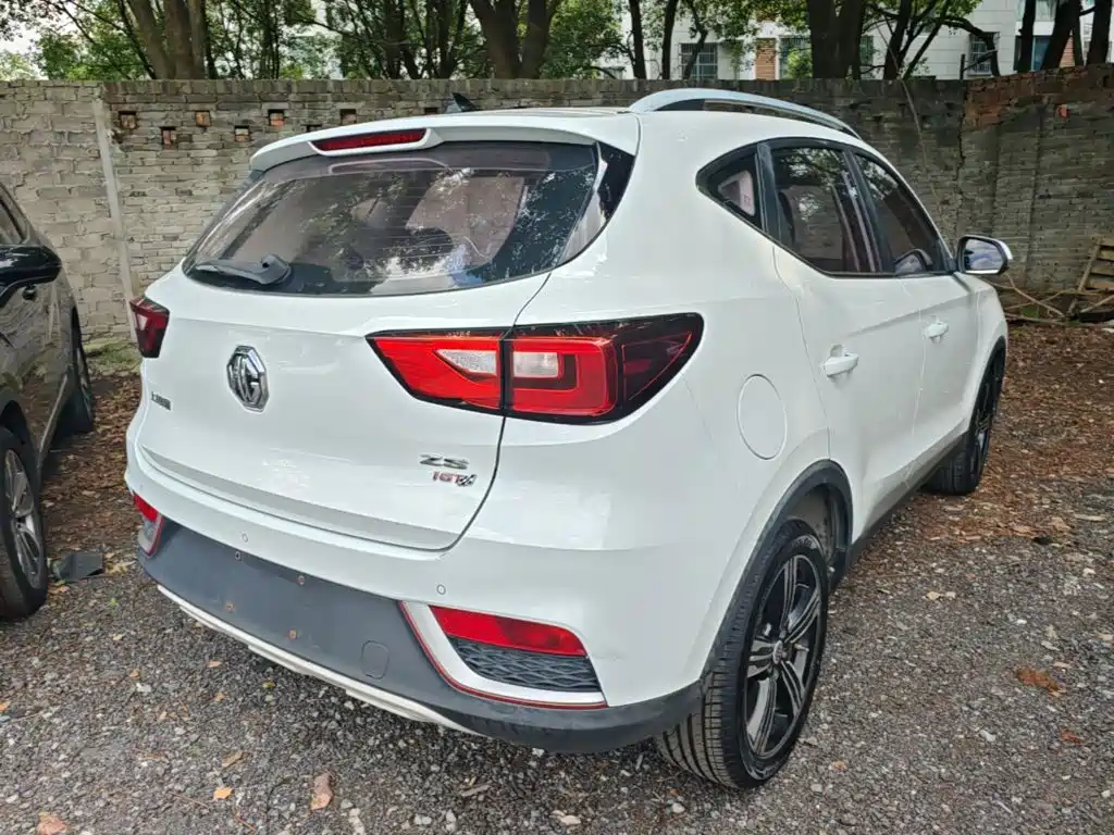 MG ZS 2017 16T automatic flagship Internet version купить на сайте DeffCars
