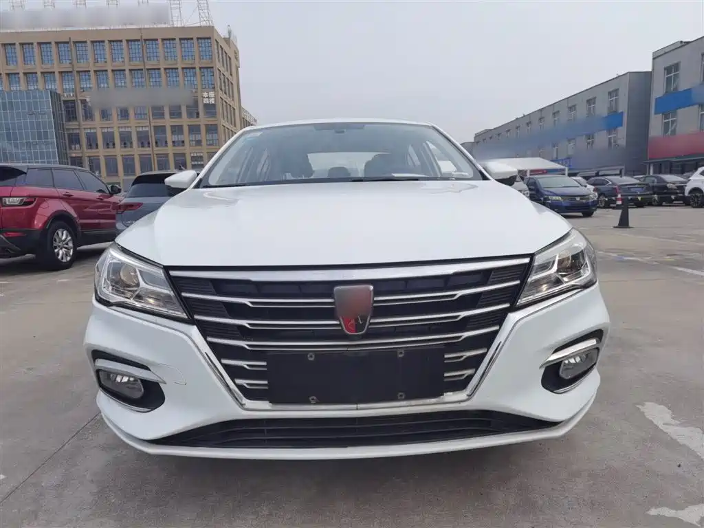 Roewe i5 2019 1.5L automatic 4G Internet Langham Edition купить на сайте DeffCars