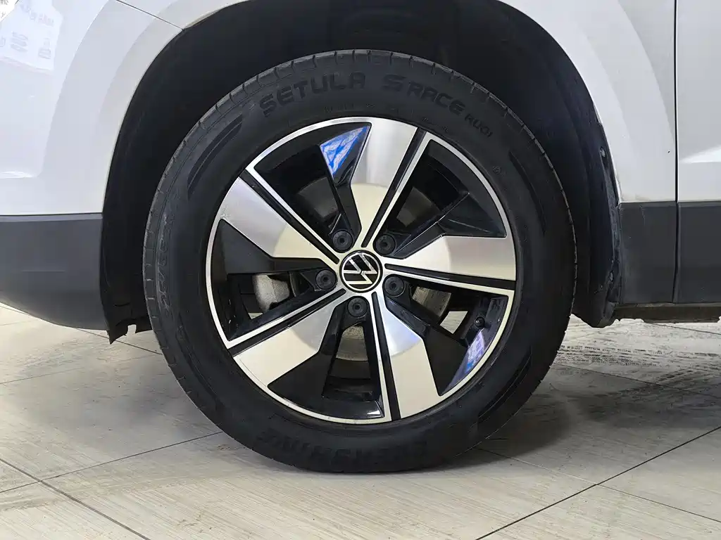 Tuyue 2022 280TSI two-wheel drive comfort version купить на сайте DeffCars