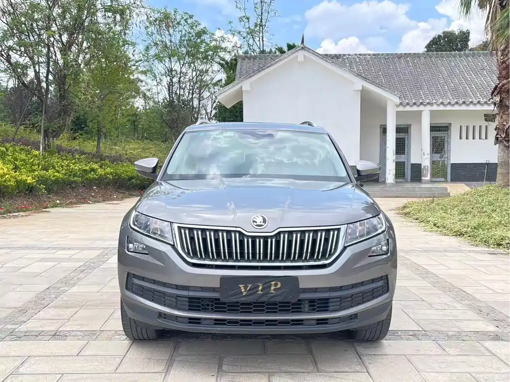 Kodiak 2018 facelift TSI330 5-seater two-wheel drive comfort version купить на сайте DeffCars