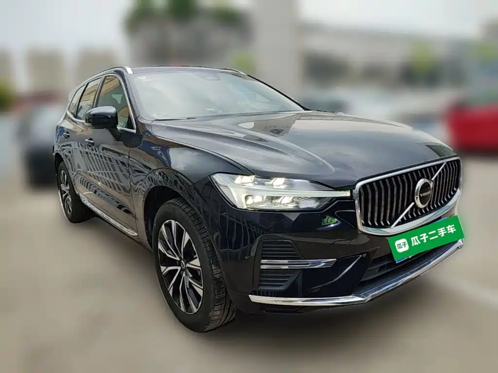 Volvo XC60 2025 B5 4WD Zhiyuan Deluxe Edition купить на сайте DeffCars