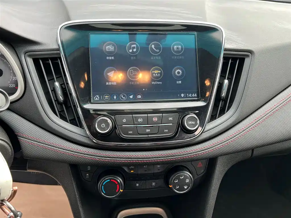 Cruze 2020 mild hybrid RS 330T automatic smooth version купить на сайте DeffCars