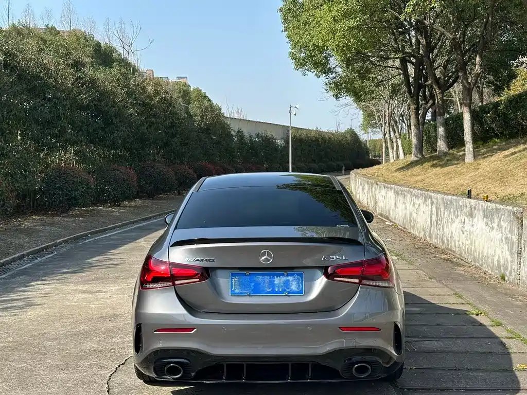 Mercedes-Benz A-Class AMG 2023 AMG A 35 L 4MATIC купить на сайте DeffCars