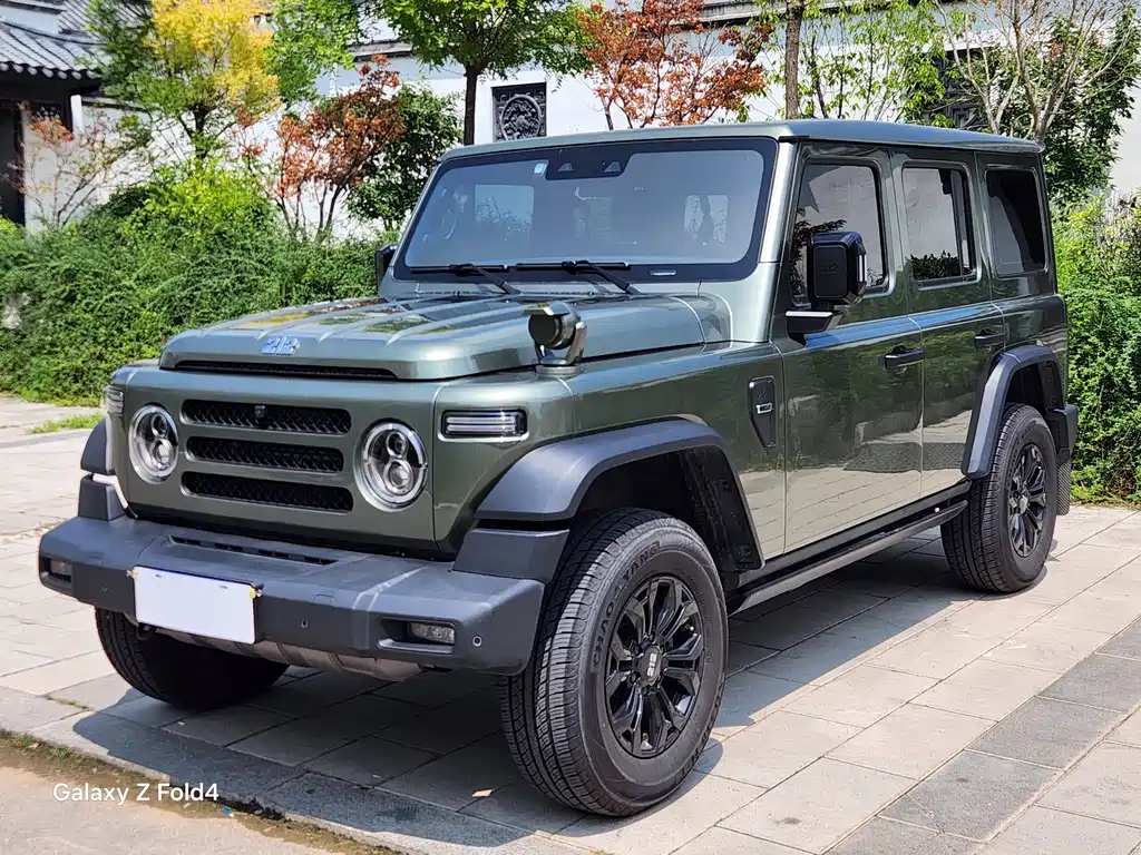 212 T01 2024 2.0T Explorer купить на сайте DeffCars