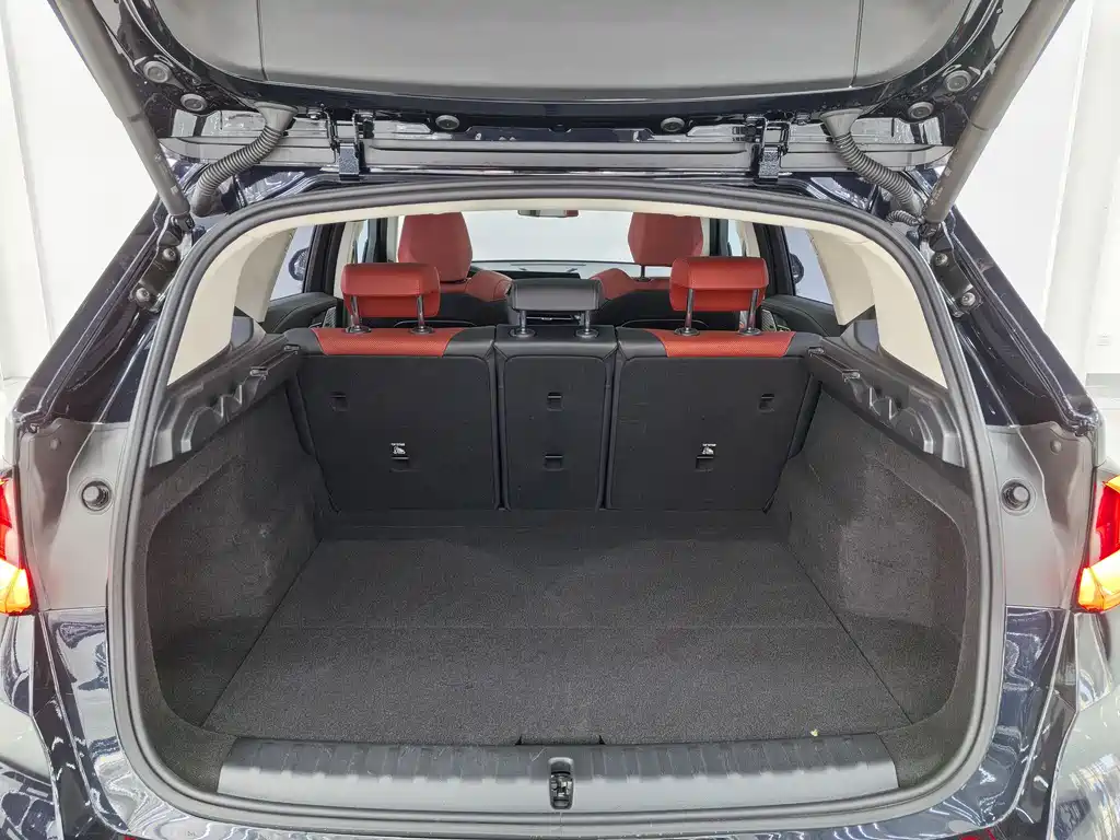 BMW X1 2023 sDrive25Li X Design Package купить на сайте DeffCars