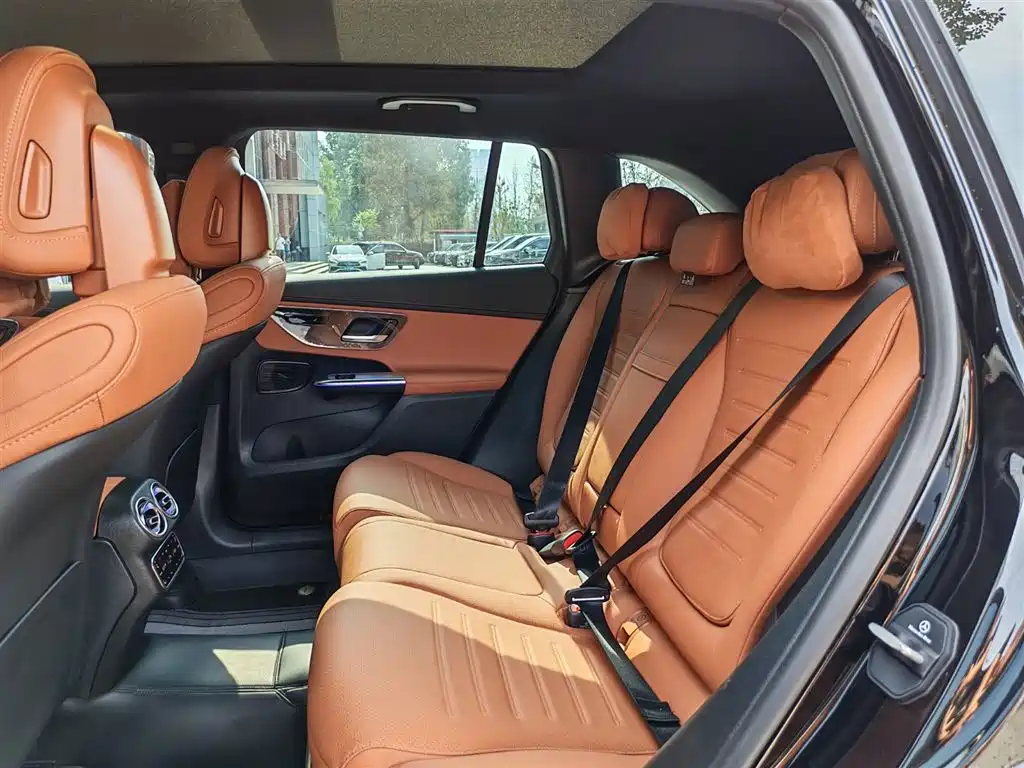 Mercedes-Benz GLC 2025 facelift GLC 300 L 4MATIC dynamic 5-seater купить на сайте DeffCars