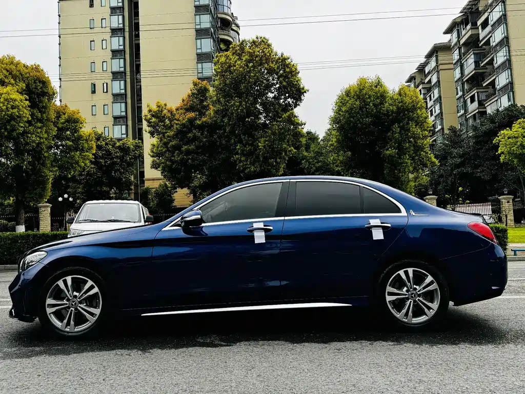 Mercedes-Benz C-Class 2019 C 180 L Fashionable Sports Edition купить на сайте DeffCars