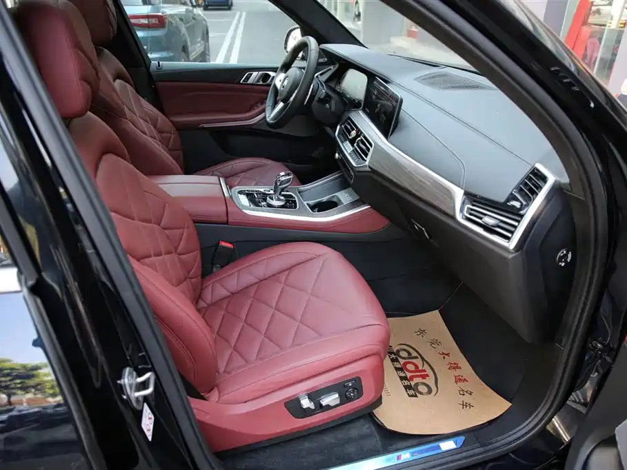 BMW X5 2022 facelift xDrive 40Li M sports package купить на сайте DeffCars
