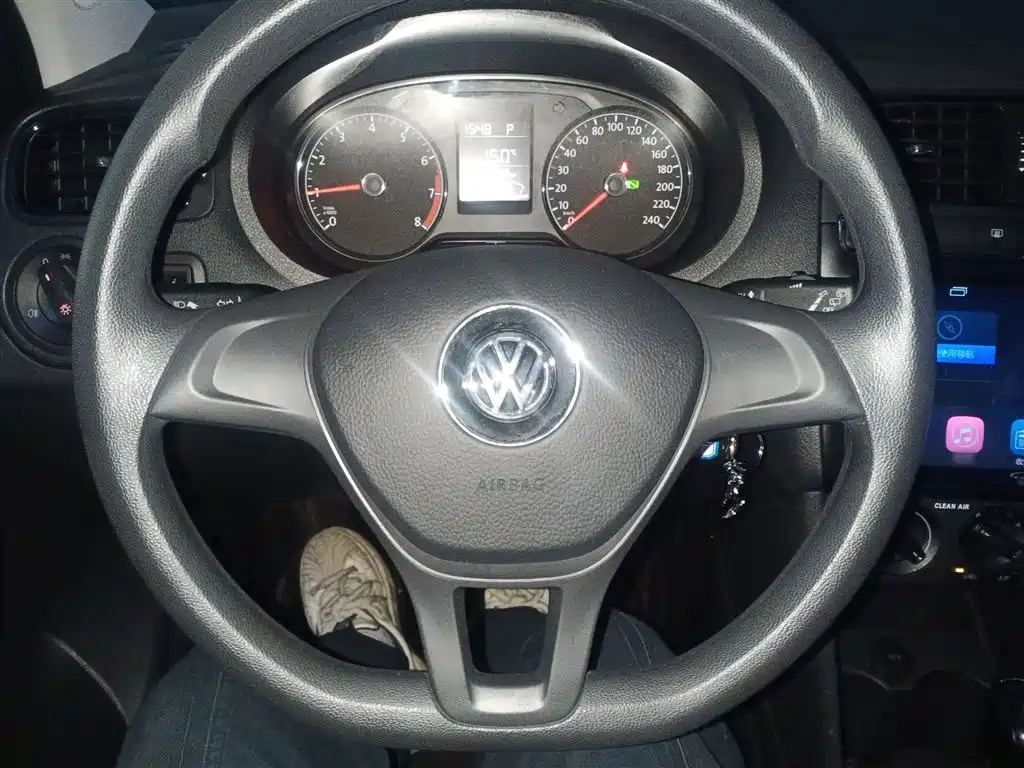 Polo 2018 1.5L automatic safe driving model купить на сайте DeffCars